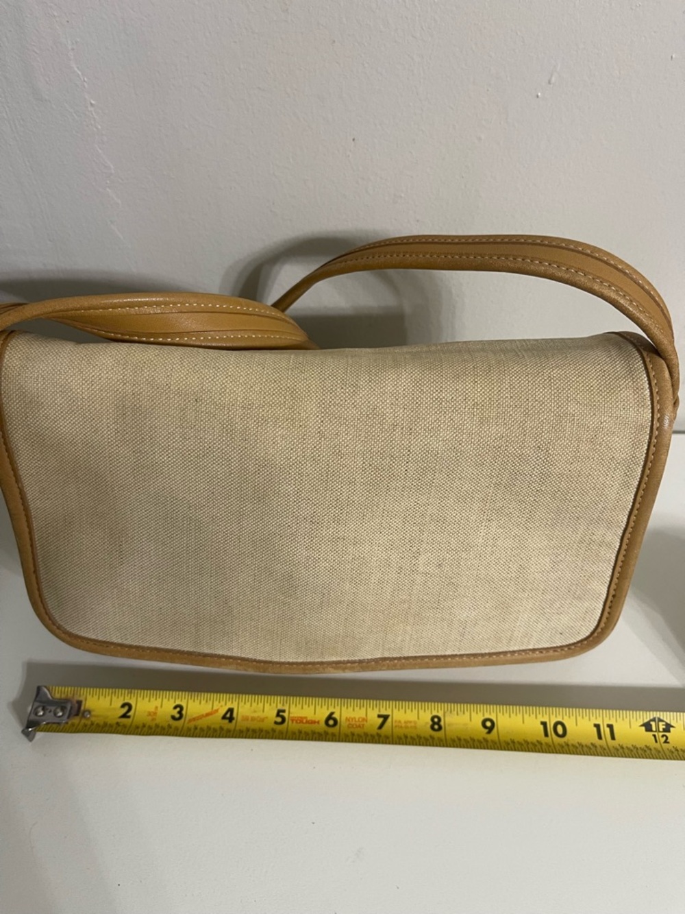 Coach Y2K Cream Canvas Shoulder Bag with Tan Leather Trim - Picture 7 of 11